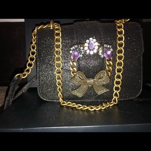 Cross body purse